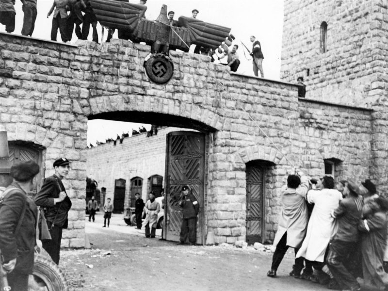 Alliberament de Mauthausen per les tropes Americanes el 5 de maig de 1945